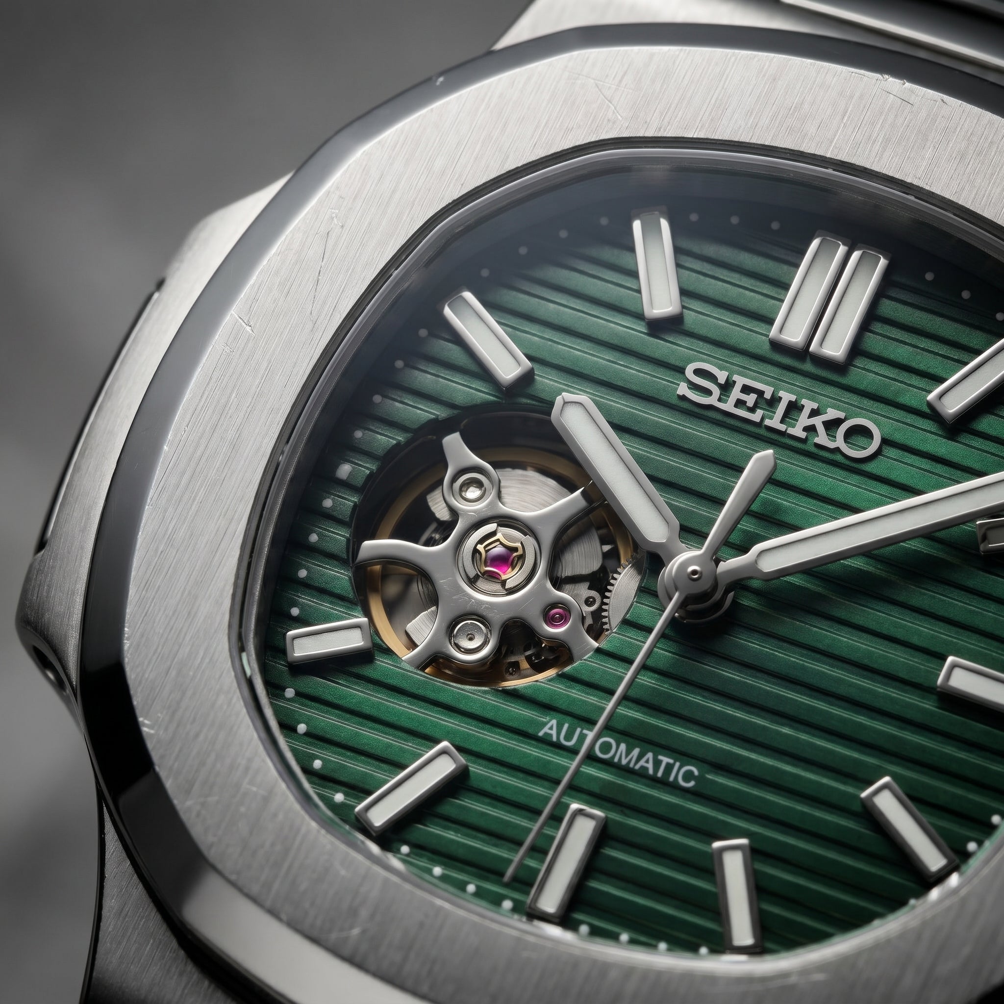 Nautilus Green Open Heart