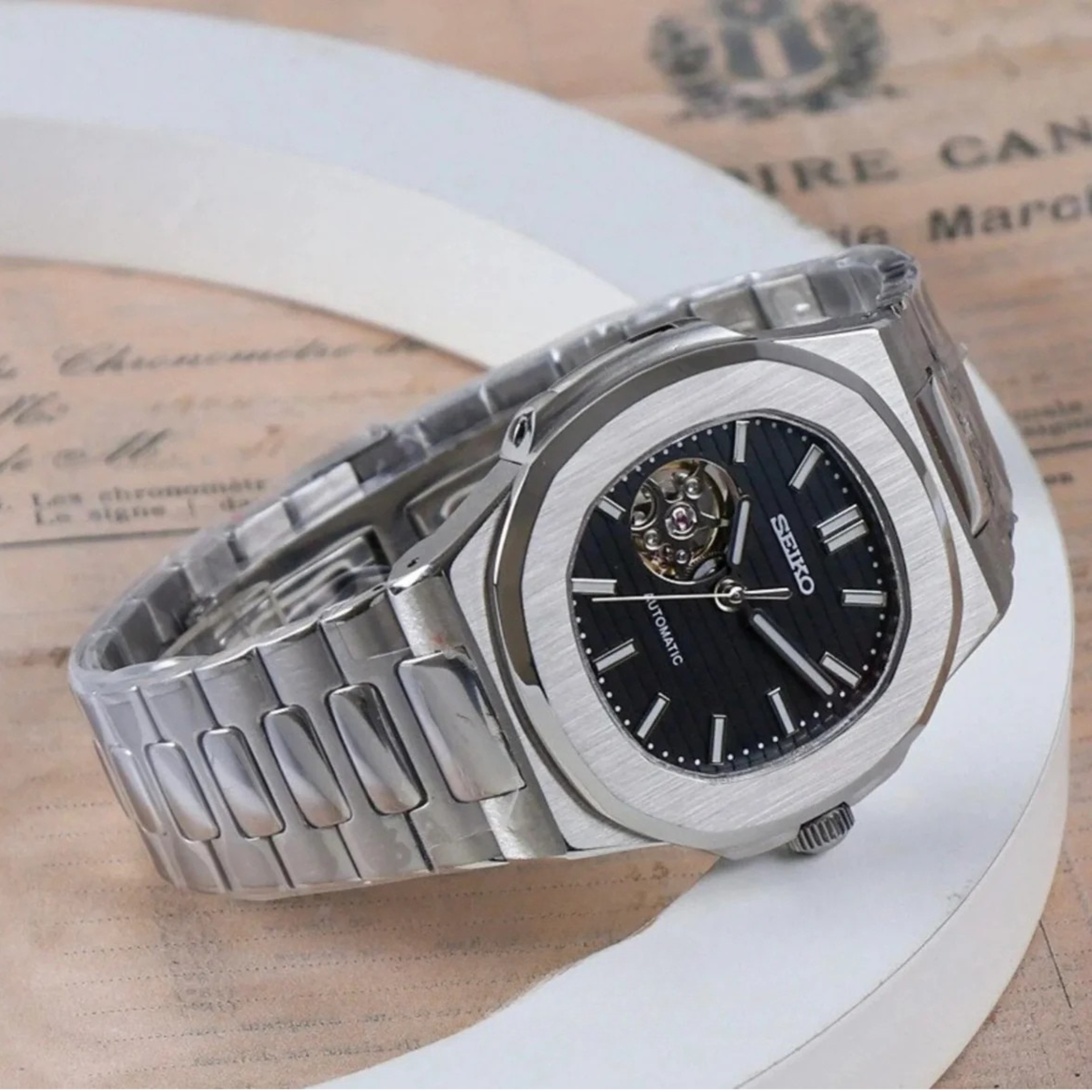 Nautilus Black Open Heart