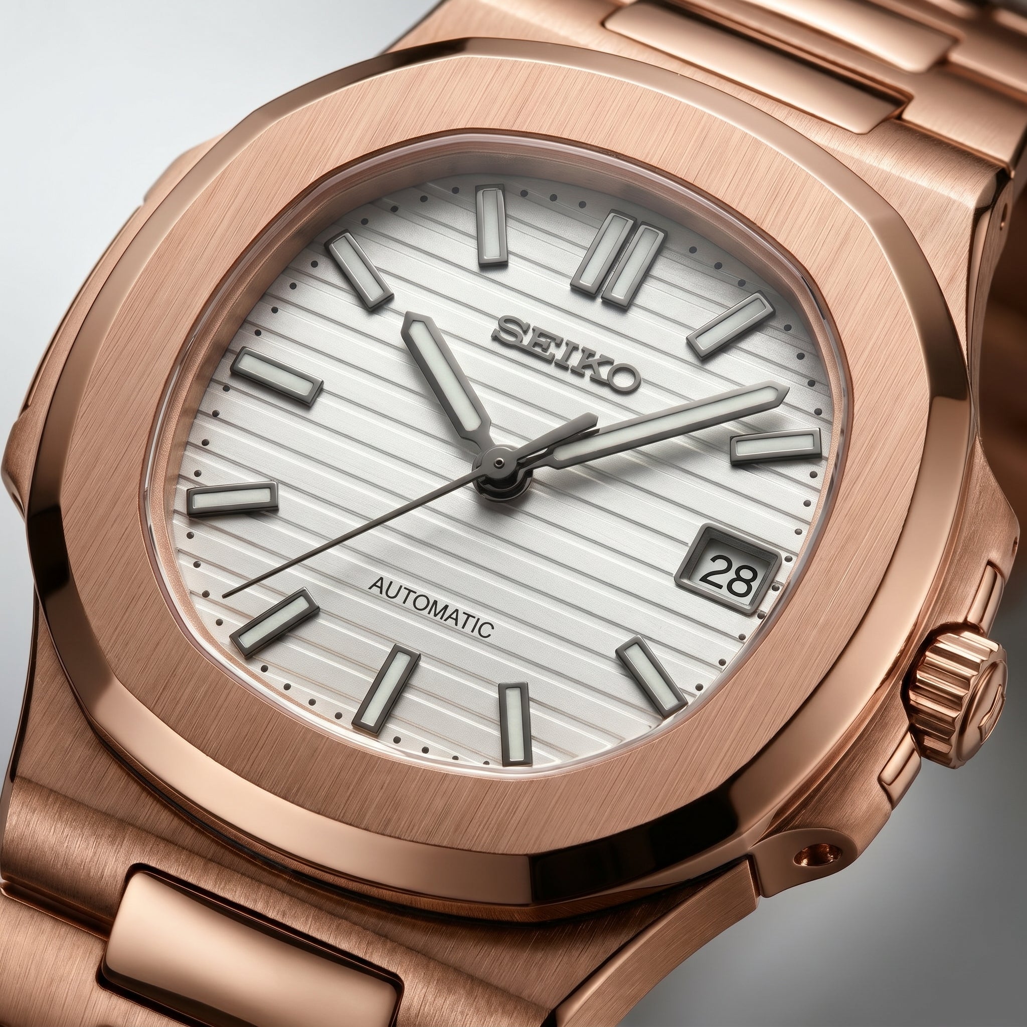 Nautilus Rose Gold White
