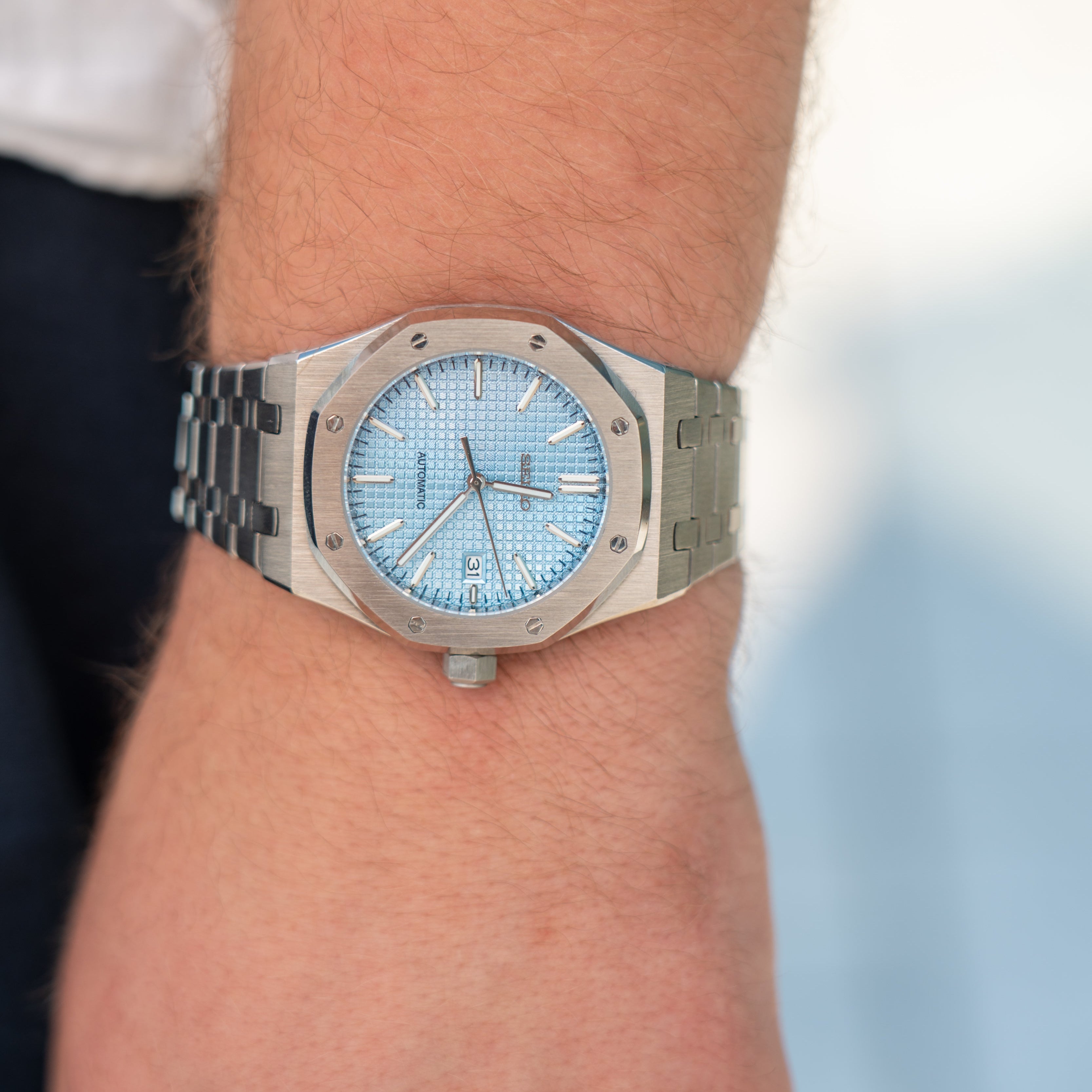 Royal Oak Ice Blue