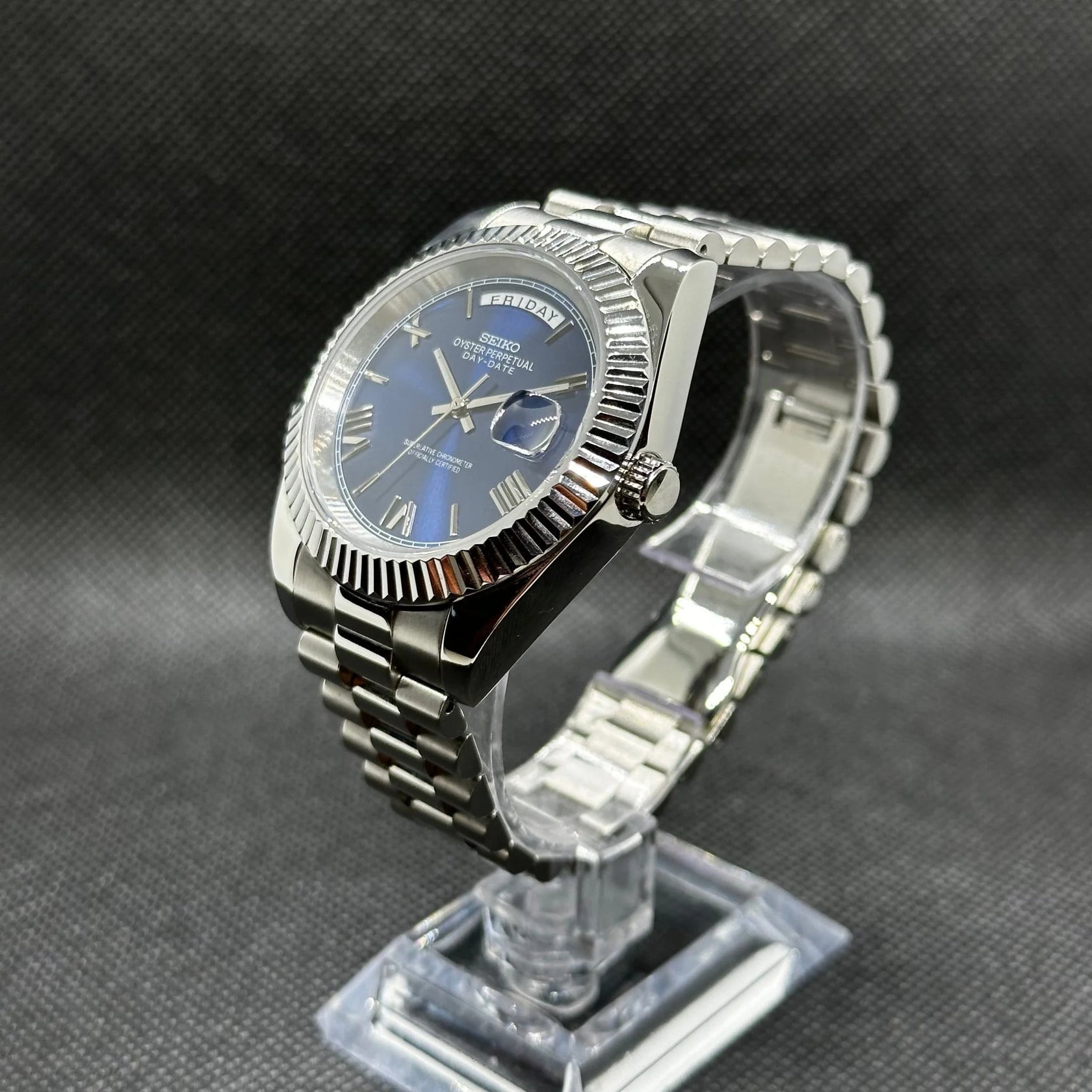 Daydate Navy Roman