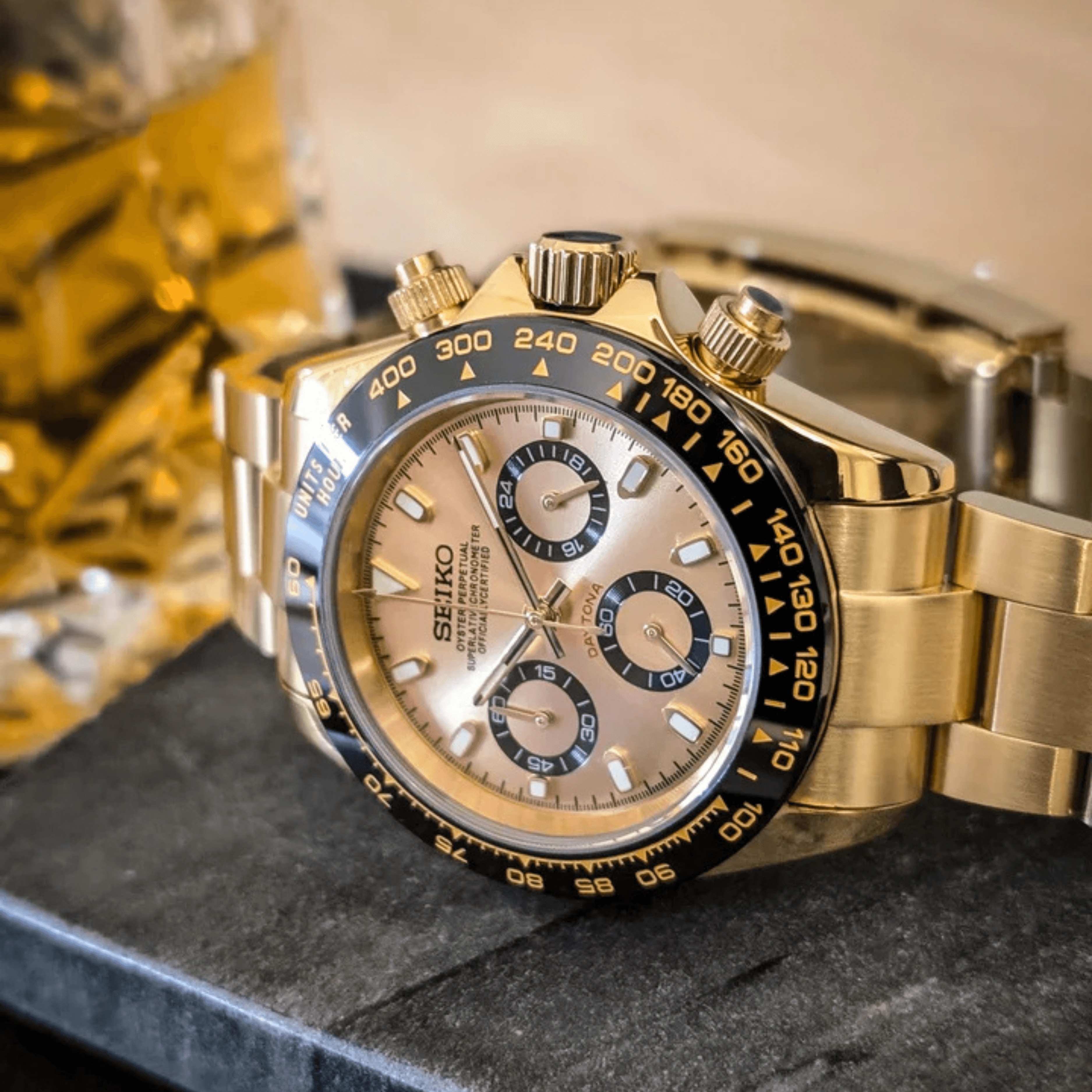 Daytona Gold Black