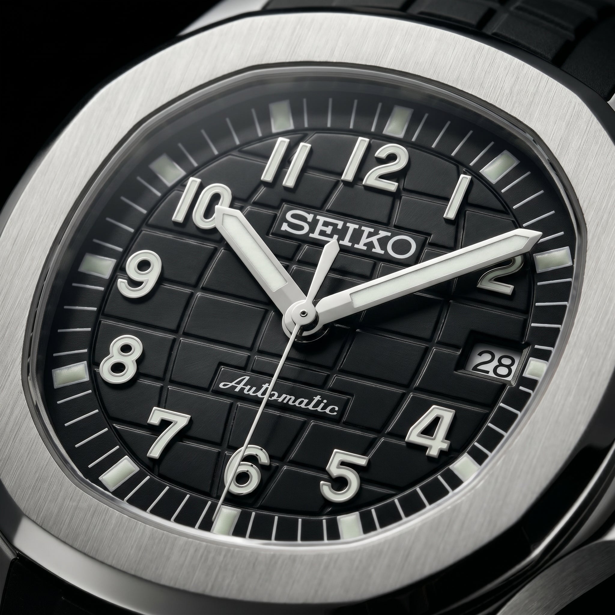 Aquanaut Black