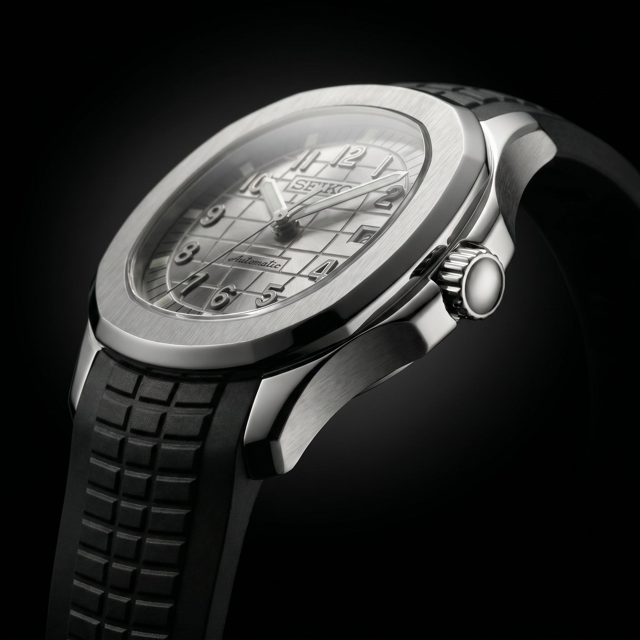 Aquanaut Black & Silver