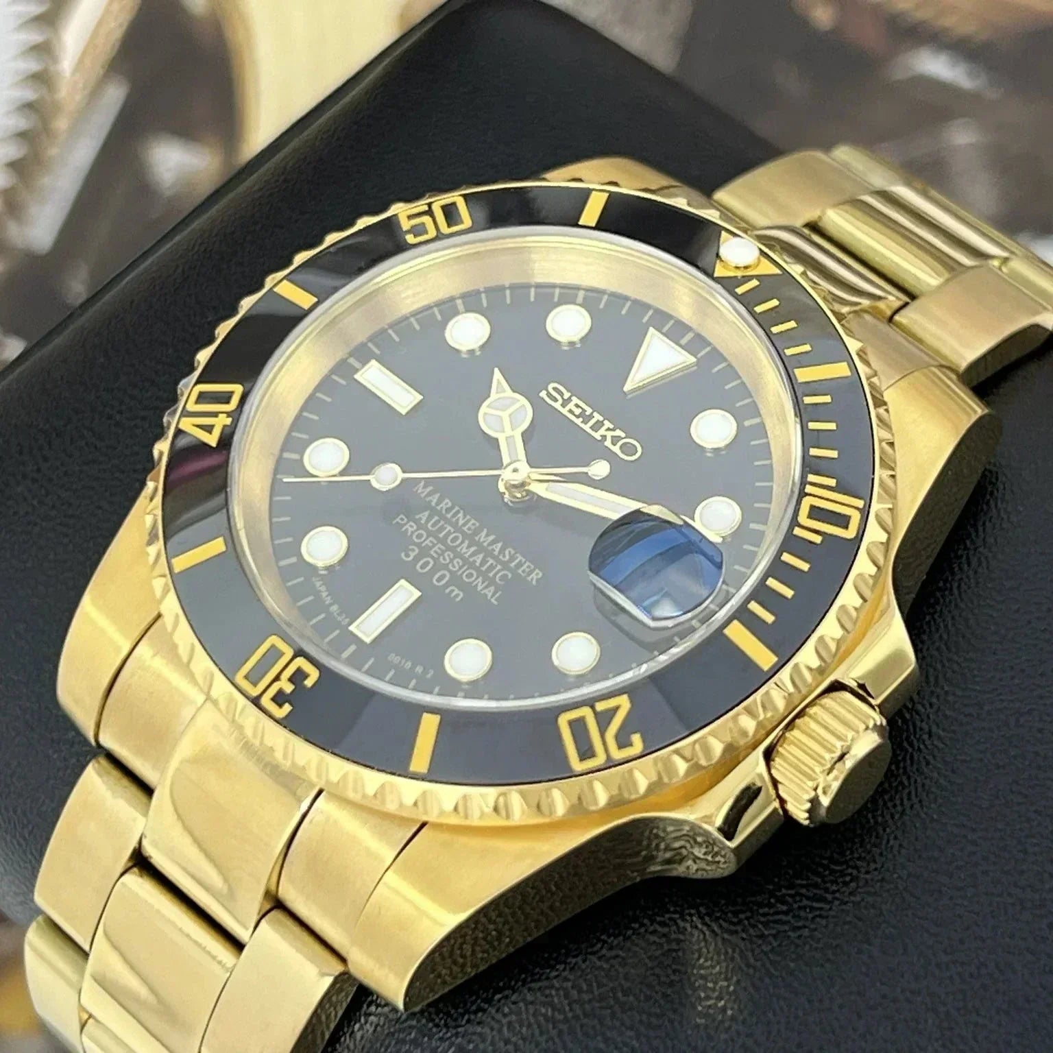 Submariner Black Gold